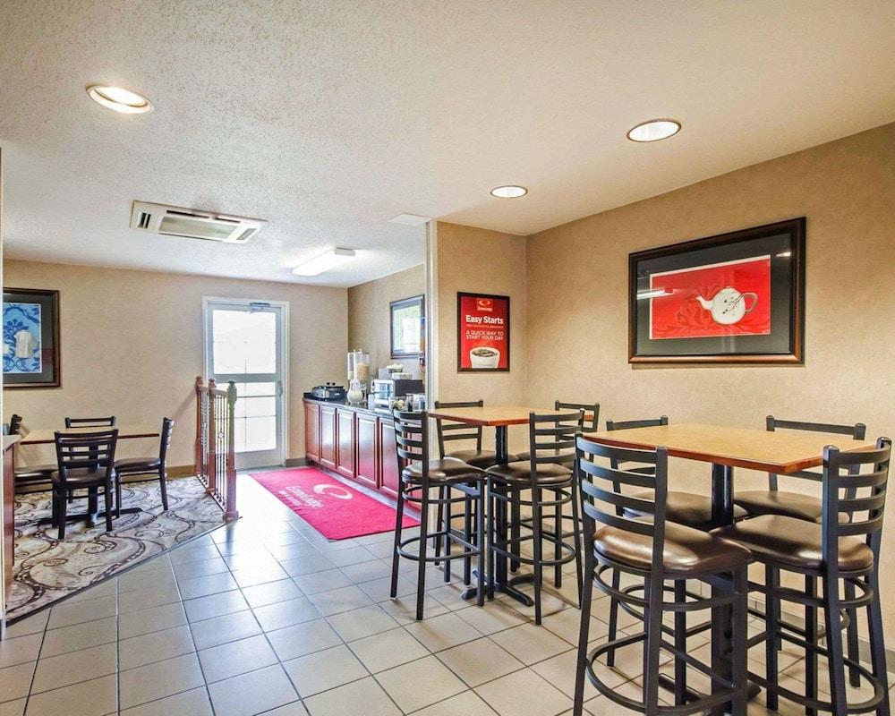Econo Lodge Inn & Suites Evansville Stevenson Exterior foto